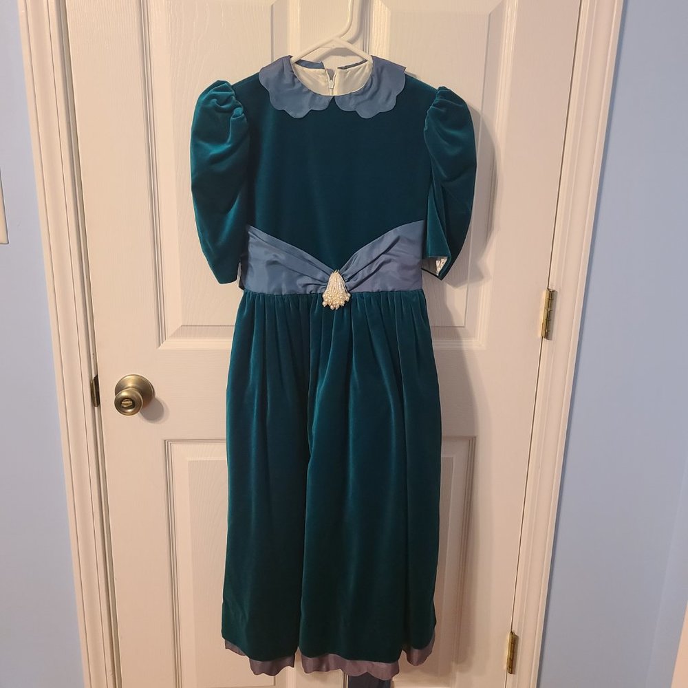 Joan Calabrese Blue/Green Velvet Girls Dress Size 12